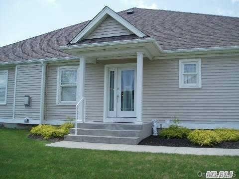 1 of 1 - 15 White Oak Court, Coram, NY