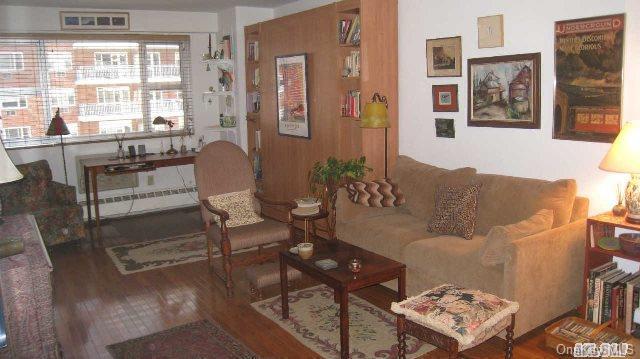 1 of 1 - 52-40 39th Drive # 6h, Woodside, NY