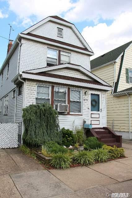 1 of 1 - 9249 244th St., Floral Park, NY