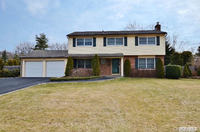 1 of 1 - 32 Chelsea Drive, Syosset, NY
