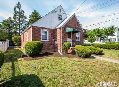 1 of 1 - 52 Liberty Avenue, Mineola, NY