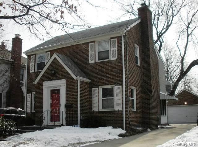 1 of 1 - Undisclosed, Floral Park, NY