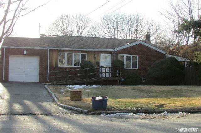 1 of 1 - 1522 Potter Boulevard, Bay Shore, NY