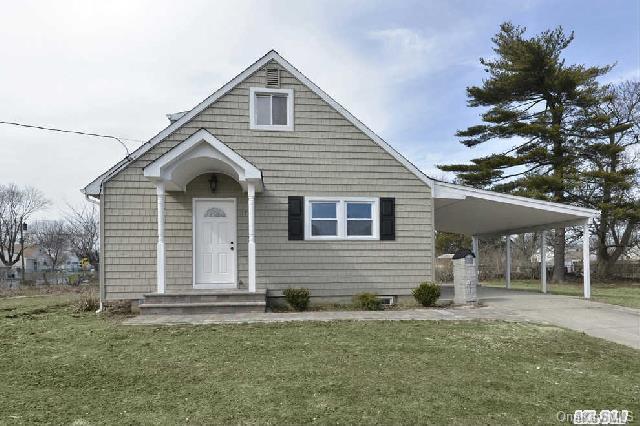 1 of 1 - 17 Garnet Drive, Brentwood, NY