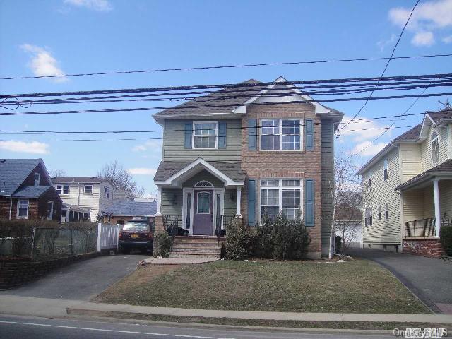 1 of 1 - 364 Plainfield Avenue, Floral Park, NY