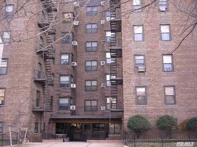 1 of 1 - 90-09 Northern Boulevard # 406, Jackson Heights, NY