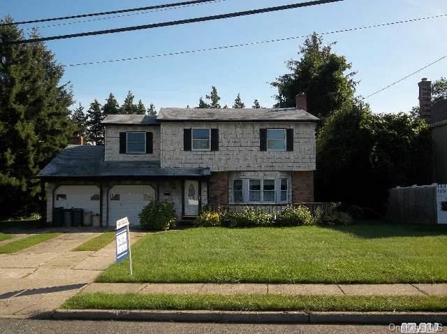 1 of 1 - 26 Wyndham Road, Brentwood, NY