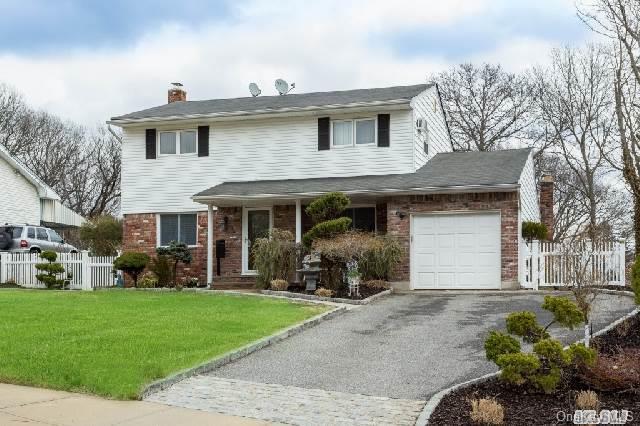 1 of 1 - 35 Balsam Lane, Commack, NY