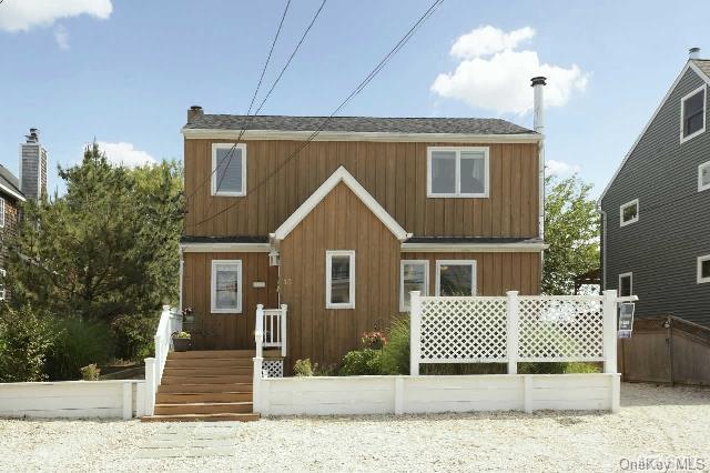 1 of 1 - 13 Makamah Beach Road, Northport, NY