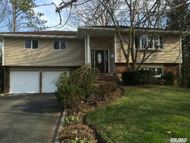 1 of 1 - 39 Fern Drive, Jericho, NY
