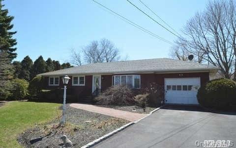 1 of 1 - 5855 Alvahs Lane, Cutchogue, NY