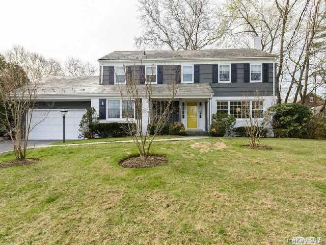 1 of 1 - 650 Hunt Lane, Manhasset, NY