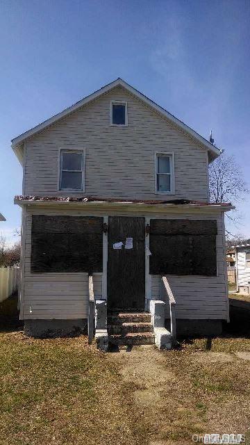 1 of 1 - 276 Albany Avenue, Amityville, NY