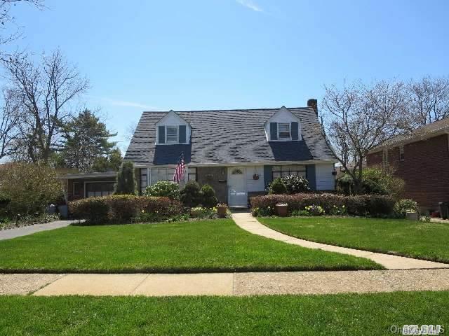 1 of 1 - 54 Ruth Court, Wantagh, NY