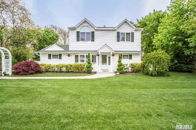 1 of 1 - 552 Walnut Avenue, Bohemia, NY