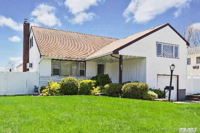 1 of 1 - 4088 Alken Avenue, Seaford, NY