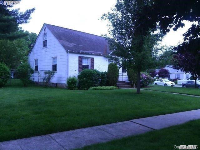 1 of 1 - 27 Yew St., Glen Cove, NY