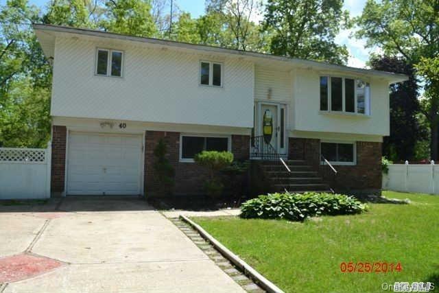 1 of 1 - 40 Broome St., West Babylon, NY
