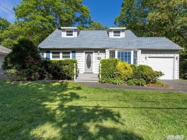 1 of 1 - 9 Peri Avenue, Holbrook, NY