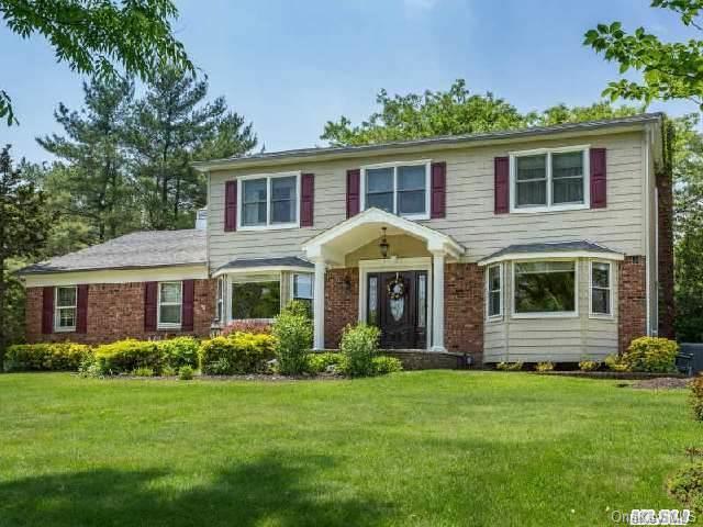 1 of 1 - 5 Makanna Drive, Huntington, NY