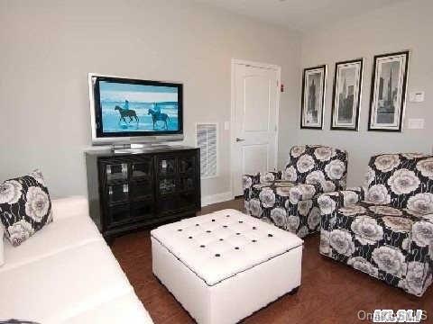 1 of 1 - 80 Millie Court # 80, Patchogue, NY