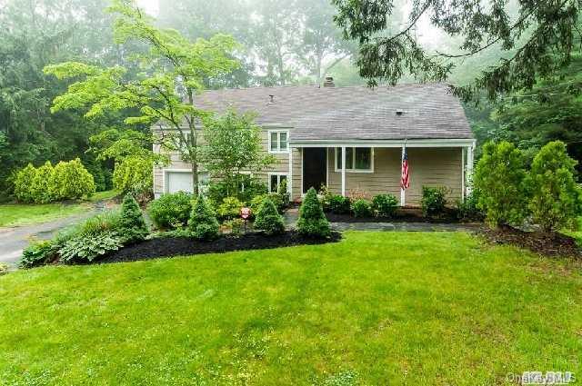 1 of 1 - 16 Tappen Drive, Melville, NY