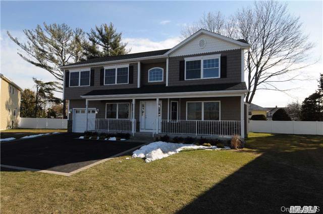 1 of 1 - 10 Heroes Court, Bethpage, NY