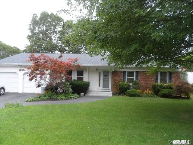 1 of 1 - 357 Thrift St., Ronkonkoma, NY