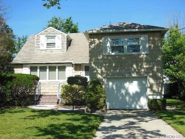 1 of 1 - 111 Madison Avenue, Island Park, NY