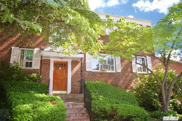 1 of 1 - 411 Main St. # 105b, Huntington, NY
