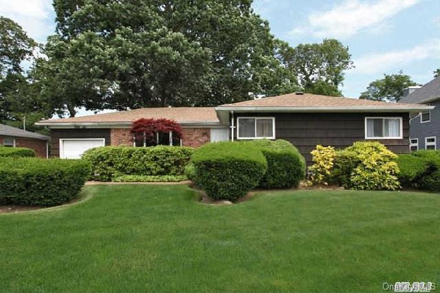 1 of 1 - 56 Moss Lane, Jericho, NY