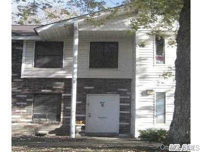 1 of 1 - 3 Denver Court, Coram, NY