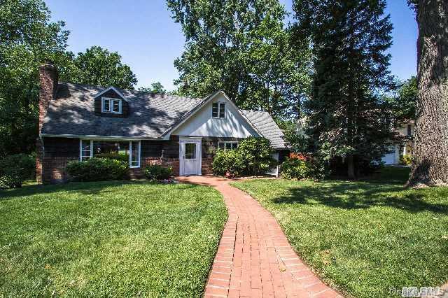 1 of 1 - 29 Meadow Drive, Port Washington, NY