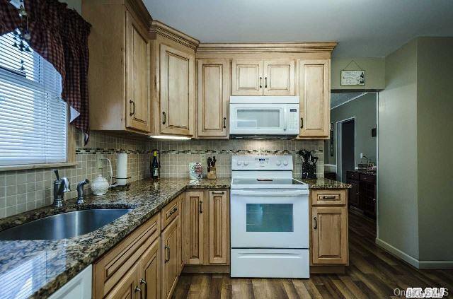 1 of 1 - 423 Midwood Avenue, Bellmore, NY