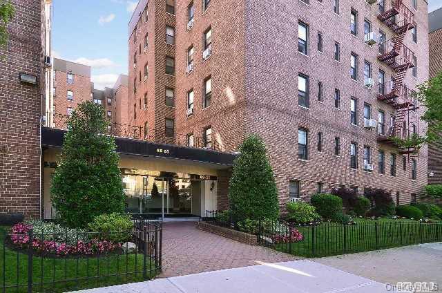 1 of 1 - 83-35 139 St. # 1e, Briarwood, NY