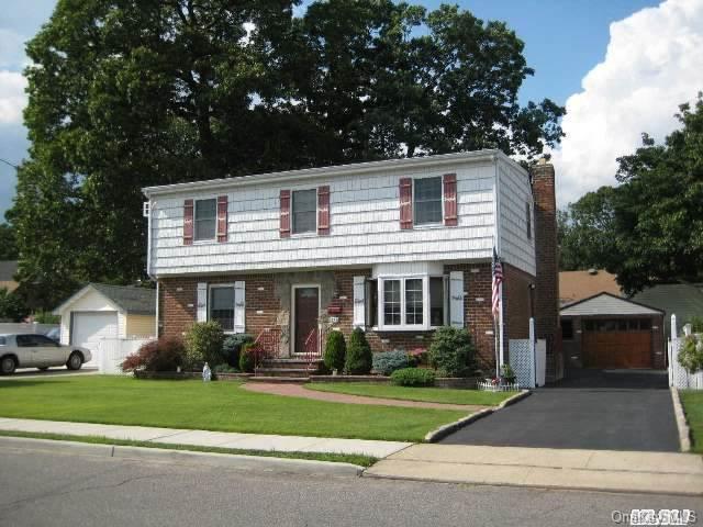 1 of 1 - 275 Dogwood Road, Valley Stream, NY