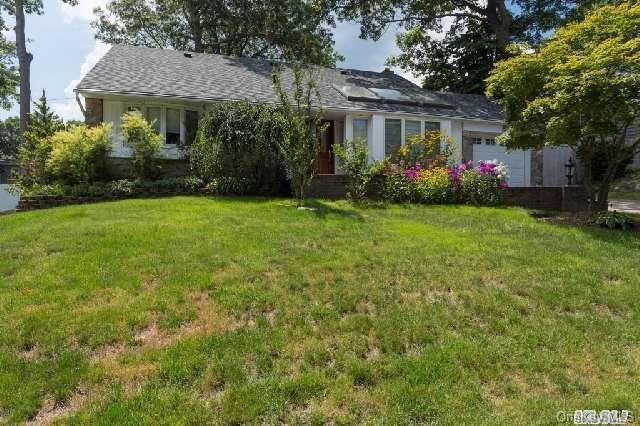 1 of 1 - 14 Mahan Road, Old Bethpage, NY