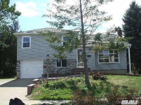 1 of 1 - 116 Colony Lane, Syosset, NY