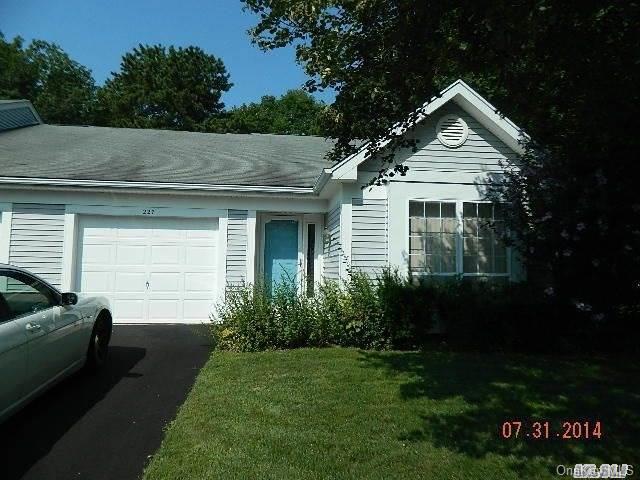 1 of 1 - 227 Glen Drive # 227, Ridge, NY