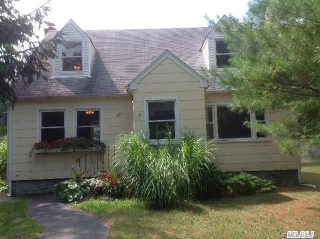 1 of 1 - 395 Revilo Avenue, Shirley, NY