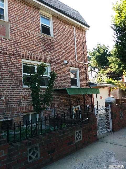 1 of 1 - 148-02 58 Road, Flushing, NY