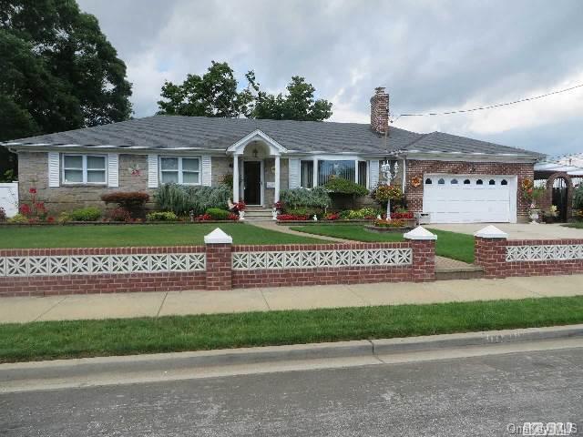 1 of 1 - 203 Cedar St., North Massapequa, NY