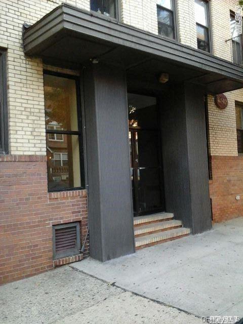 1 of 1 - 41-42 50 St. # 3f, Woodside, NY
