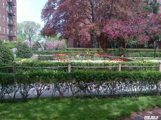 1 of 1 - 77-14 113th St. # 6u, Forest Hills, NY