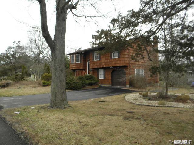 1 of 1 - 31 Astor Avenue, Brookhaven, NY
