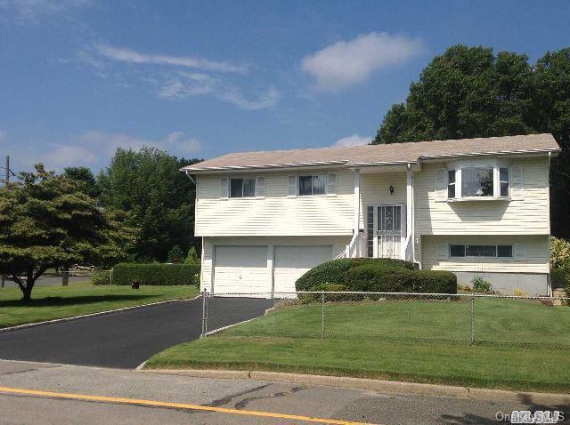 1 of 1 - 179 Brook St., Bay Shore, NY