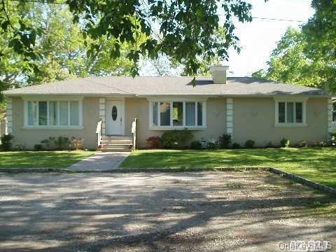 1 of 1 - 7 Loetscher Lane, Hampton Bays, NY