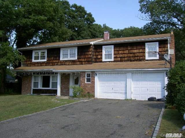 1 of 1 - 37 Arbutus, Coram, NY