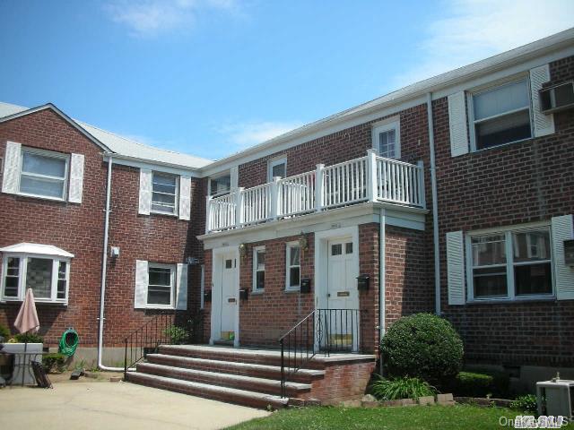 1 of 1 - 260-63 Union Turnpike # B-2, Glen Oaks, NY