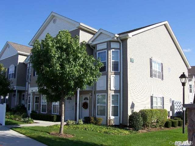 1 of 1 - 401 Autumn Drive, East Meadow, NY